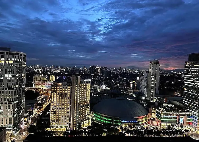 Hotel One Br Apt. Manhattan Plaza Araneta Center Cubao 3*