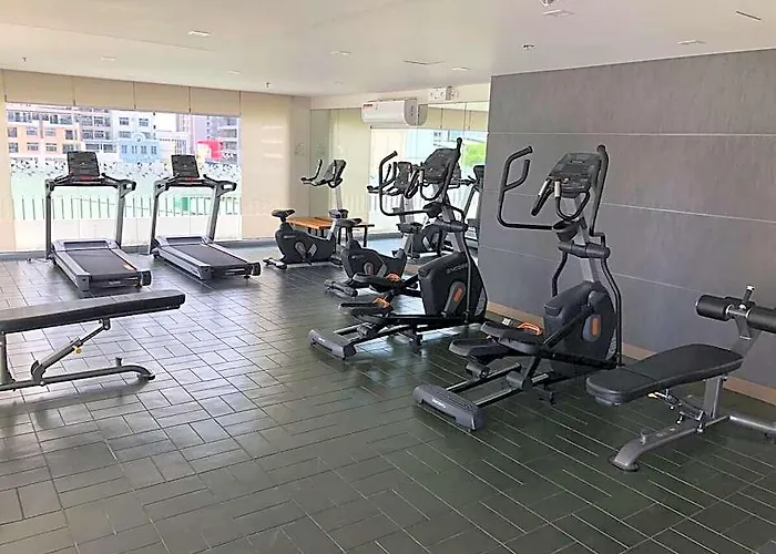 One Br Apt. Manhattan Plaza Araneta Center Cubao Hotel