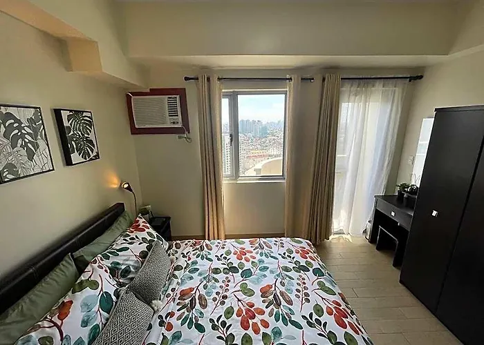 One Br Apt. Manhattan Plaza Araneta Center Cubao Hotel Manila